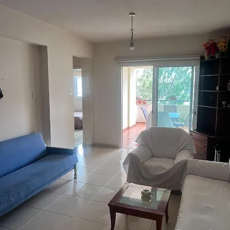 Star Rent Apartment Larnaca